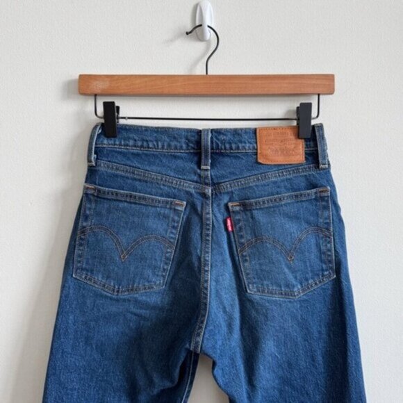 LEVI’S • Wedgie Fit in Salsa Charleston Outlasted - Picture 8 of 11